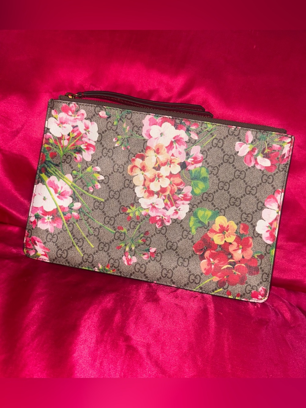 Gucci Supreme Blooms Floral Wristlet Pouch